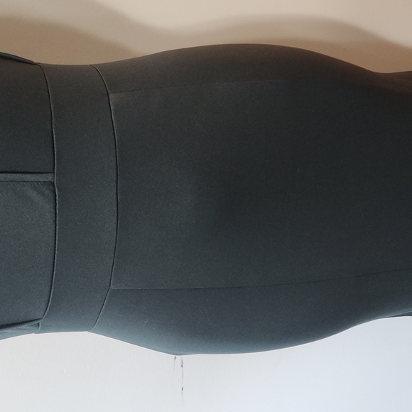 Dark green Halter Top gown - Picture 3 of 13